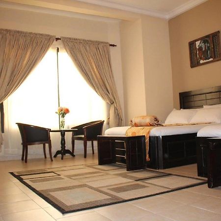 Palm Spring Resort Μονρόβια Εξωτερικό φωτογραφία