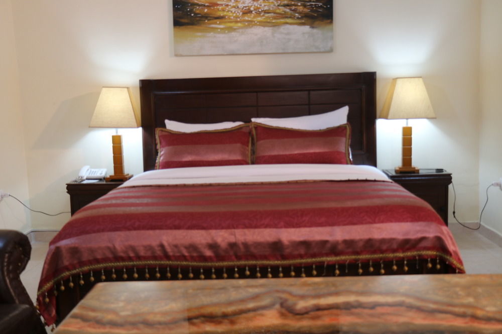 Palm Spring Resort Μονρόβια Εξωτερικό φωτογραφία