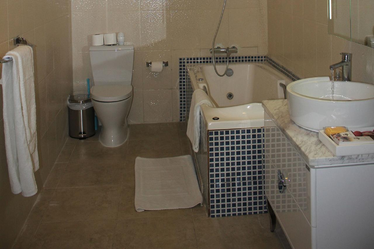 Palm Spring Resort Μονρόβια Εξωτερικό φωτογραφία